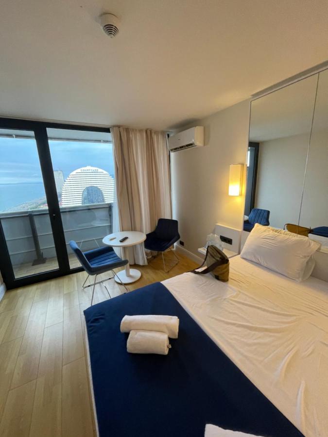 Orbi City Suite บาทูมิ ภายนอก รูปภาพ