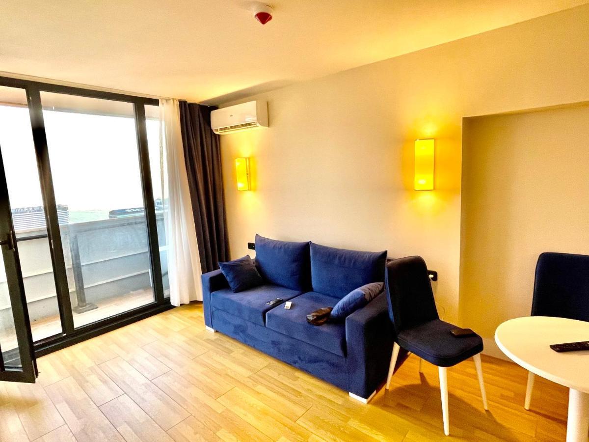 Orbi City Suite บาทูมิ ภายนอก รูปภาพ